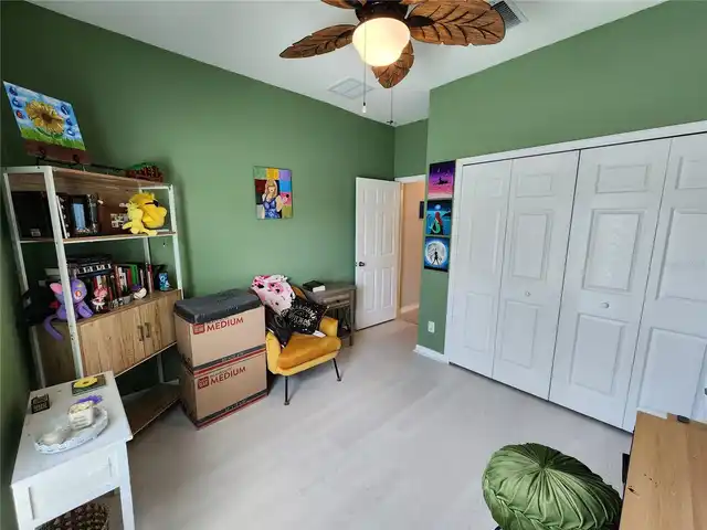 Listing Photo 10