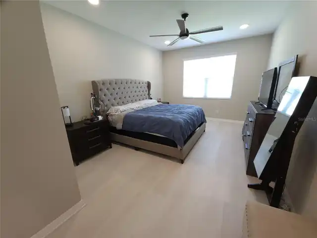 Listing Photo 26