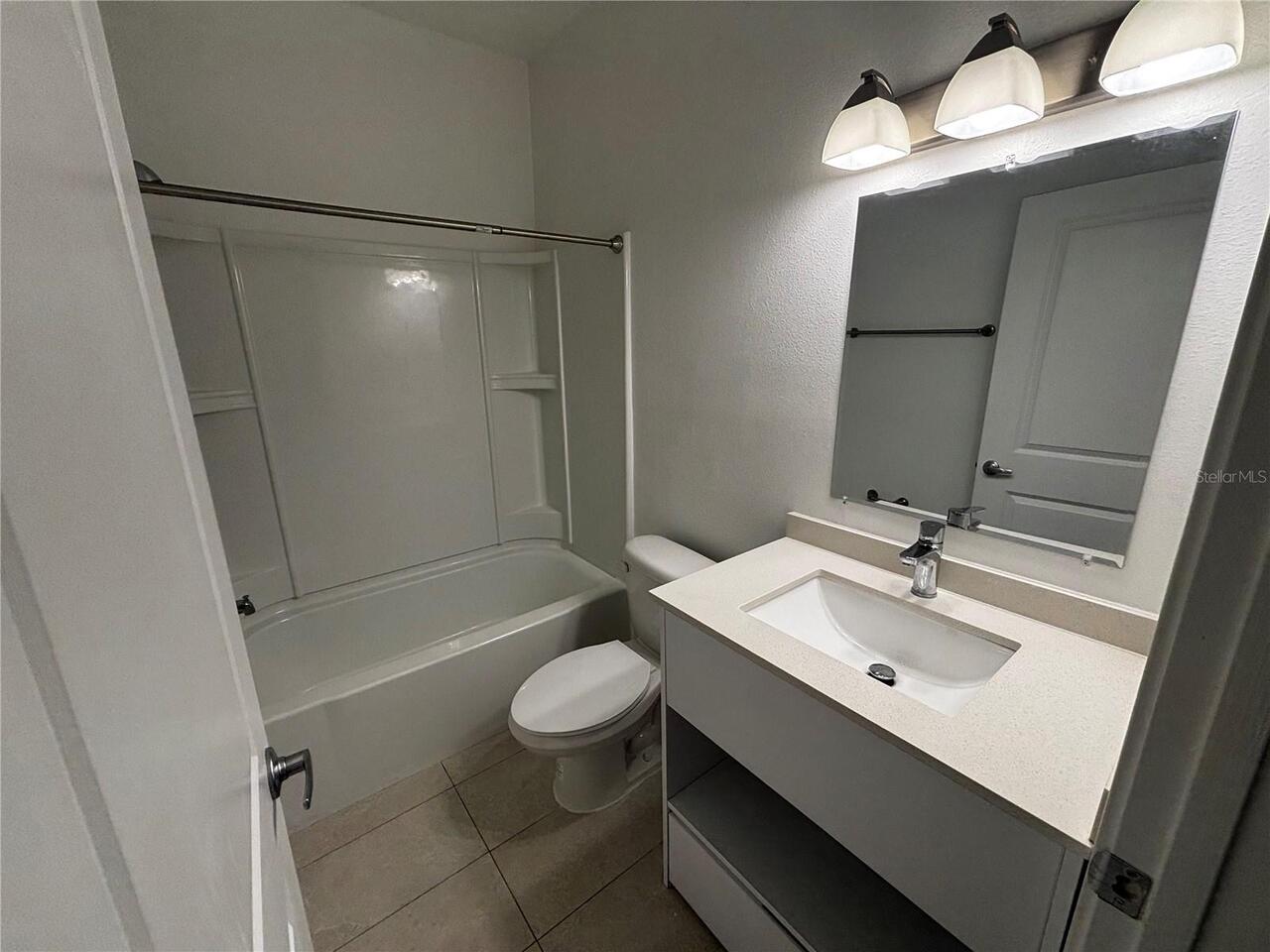 Listing Photo 12
