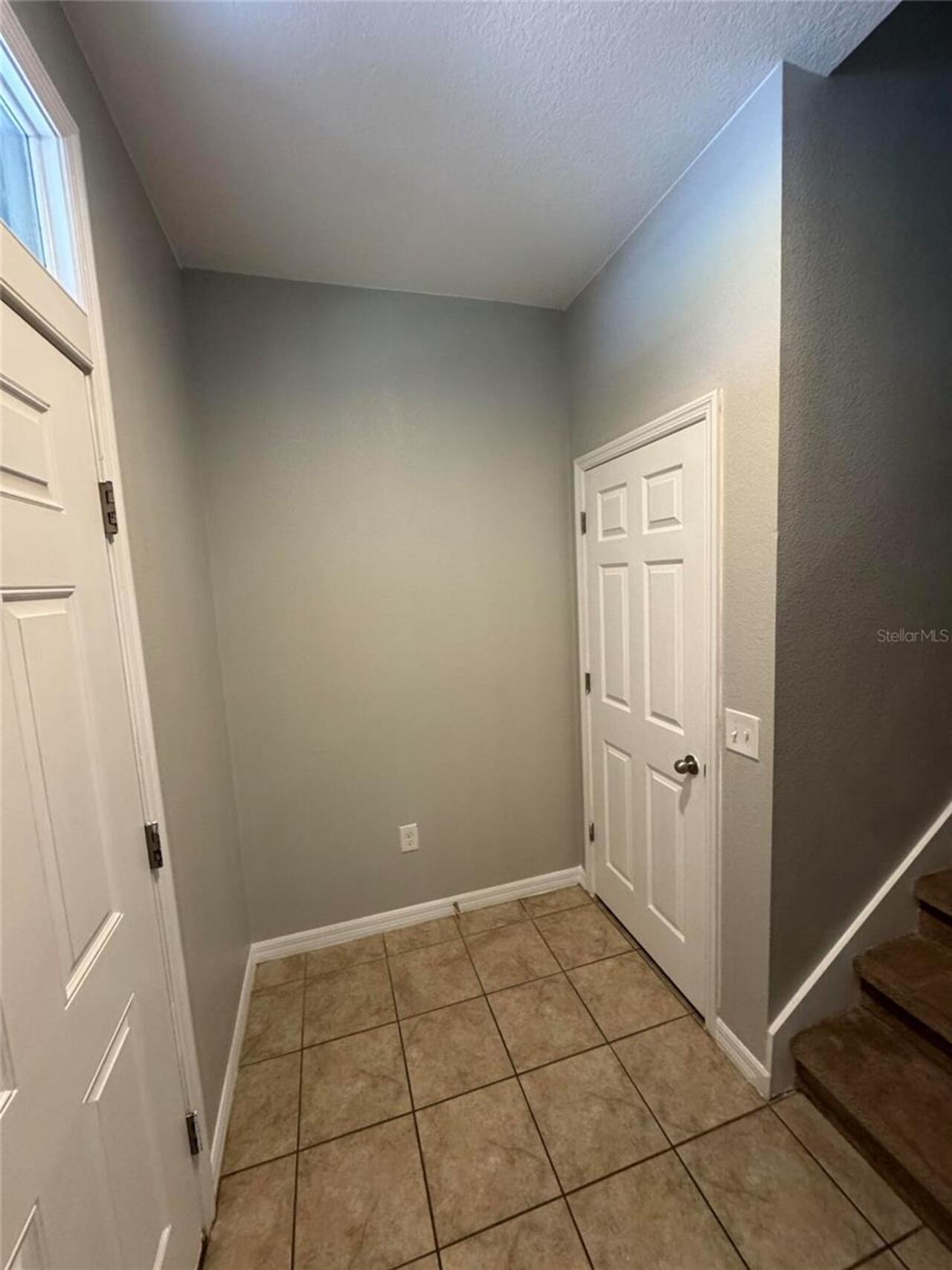 Listing Photo 12