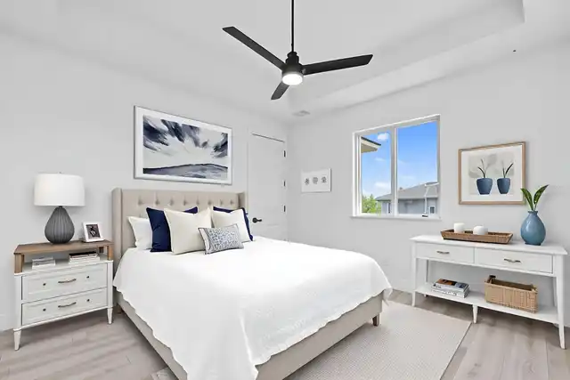 Listing Photo 17