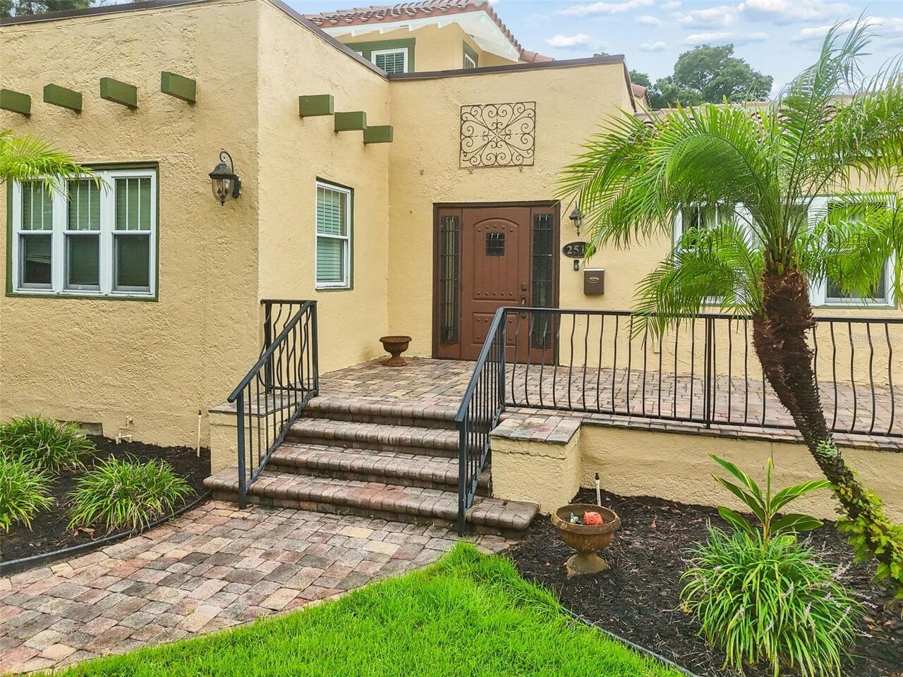 Listing Photo 11