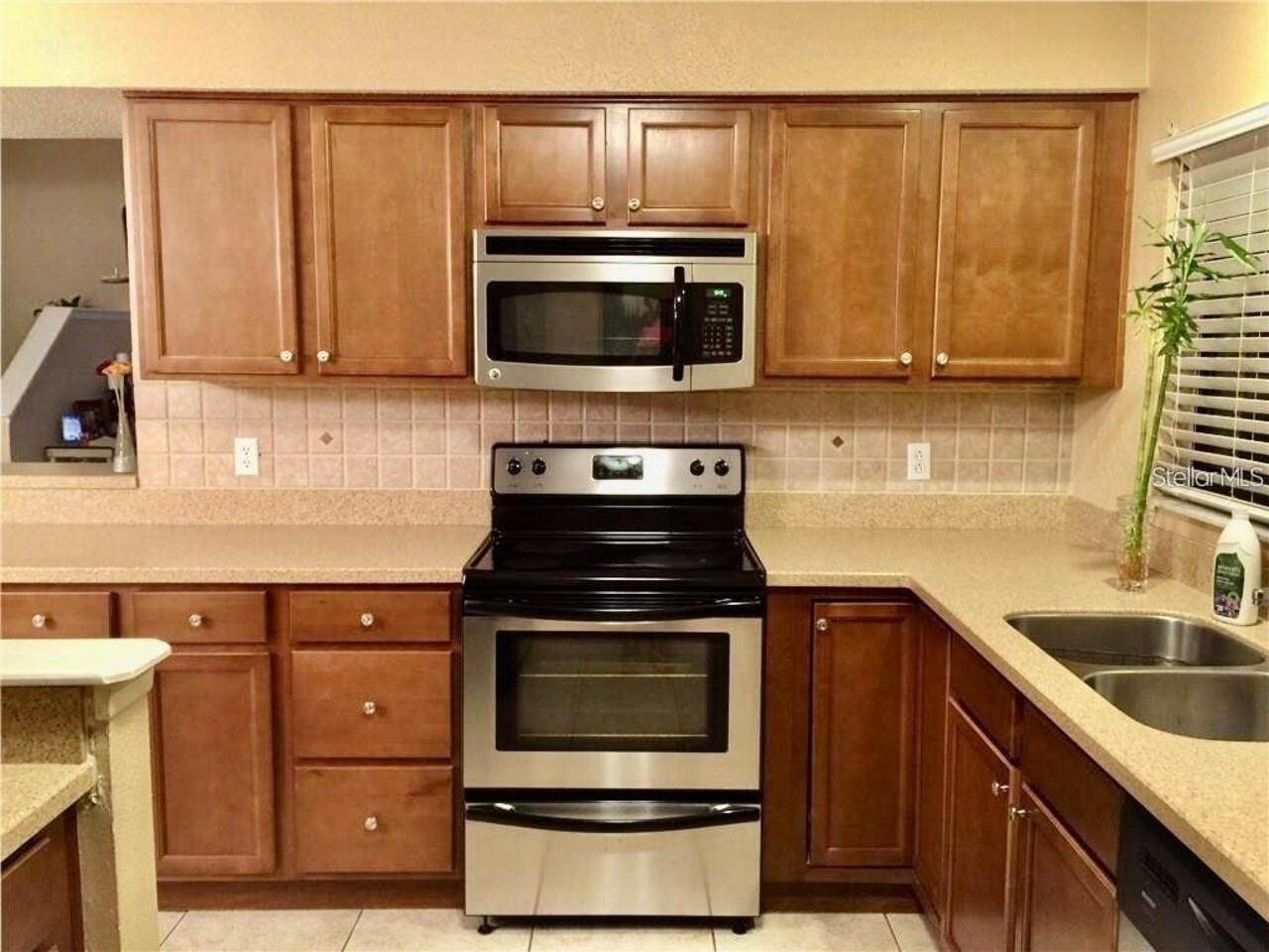 Listing Photo 8