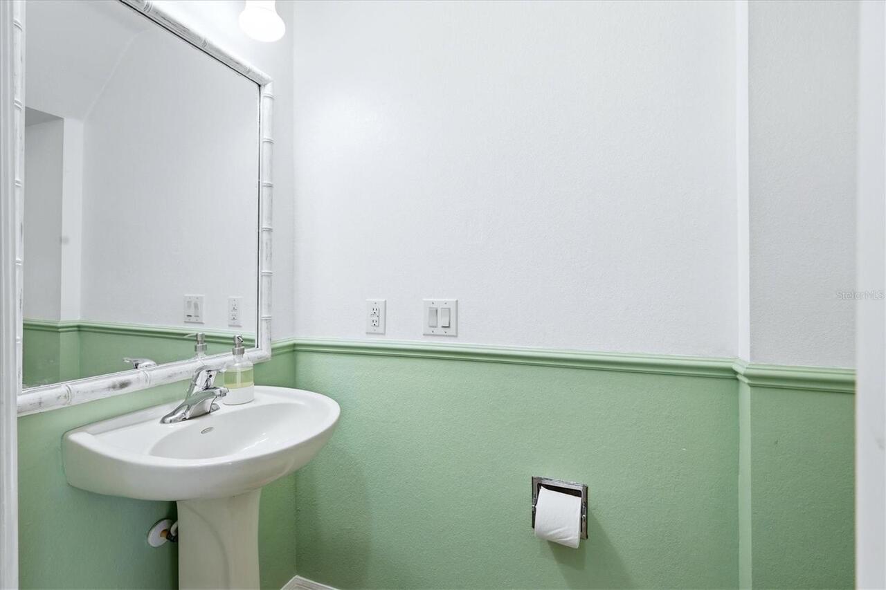 Listing Photo 17