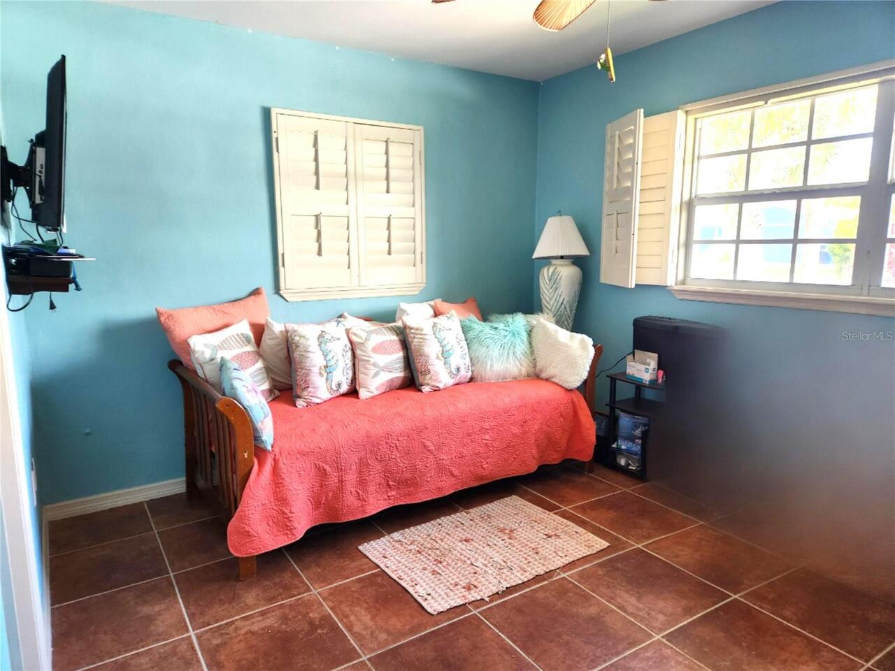 Listing Photo 6