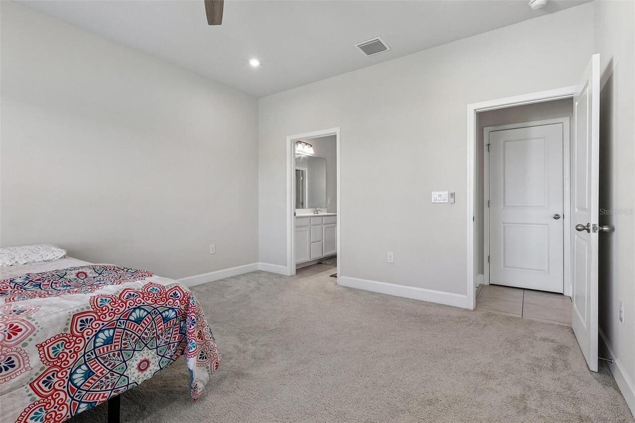 Listing Photo 33