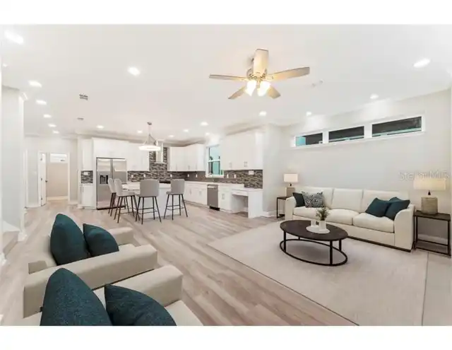 Listing Photo 16