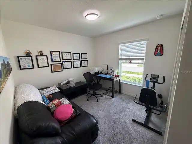 Listing Photo 12