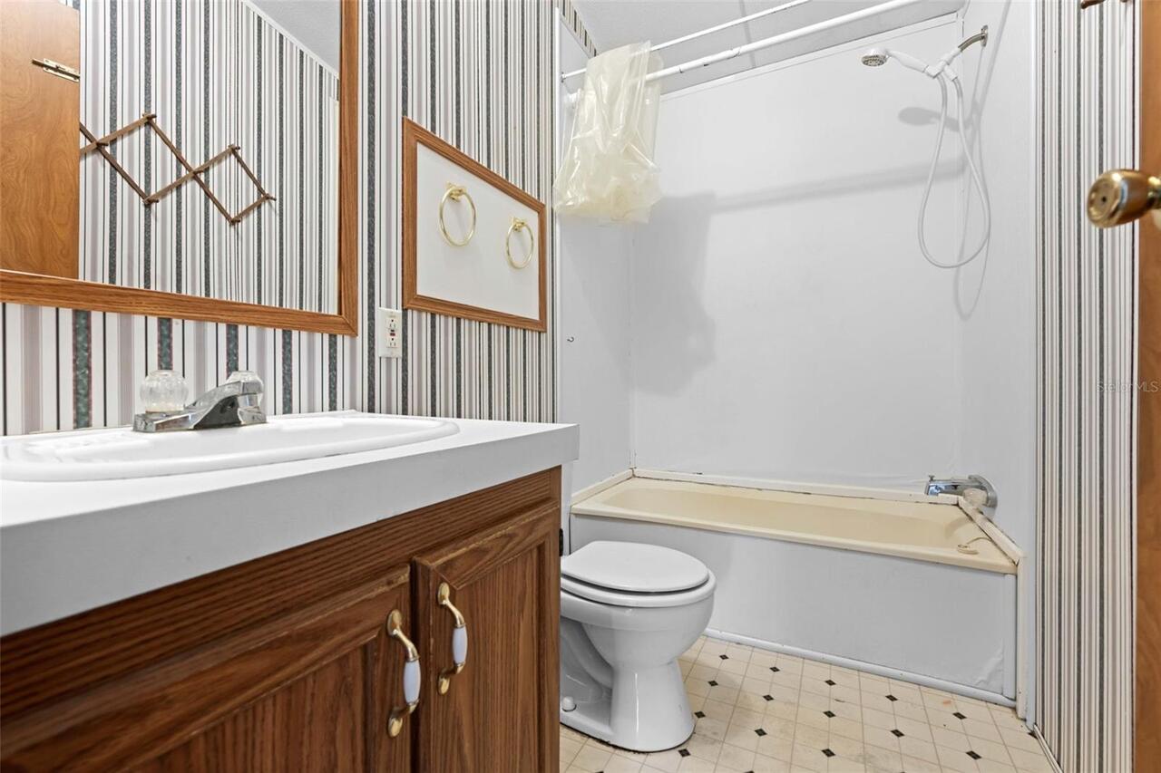 Listing Photo 32