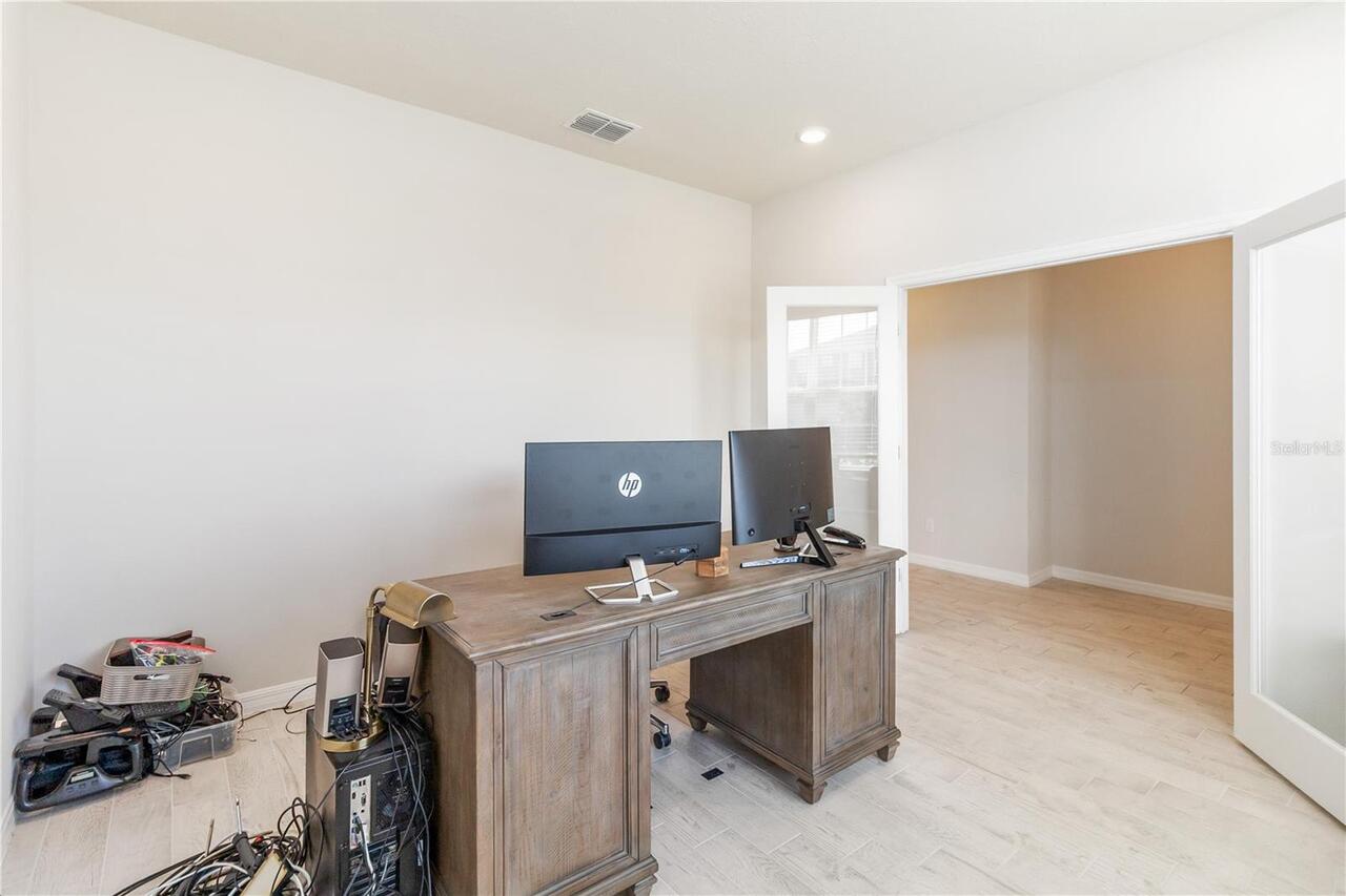 Listing Photo 23