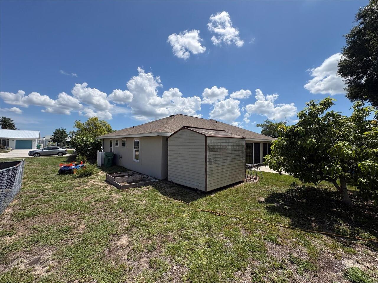 Listing Photo 10