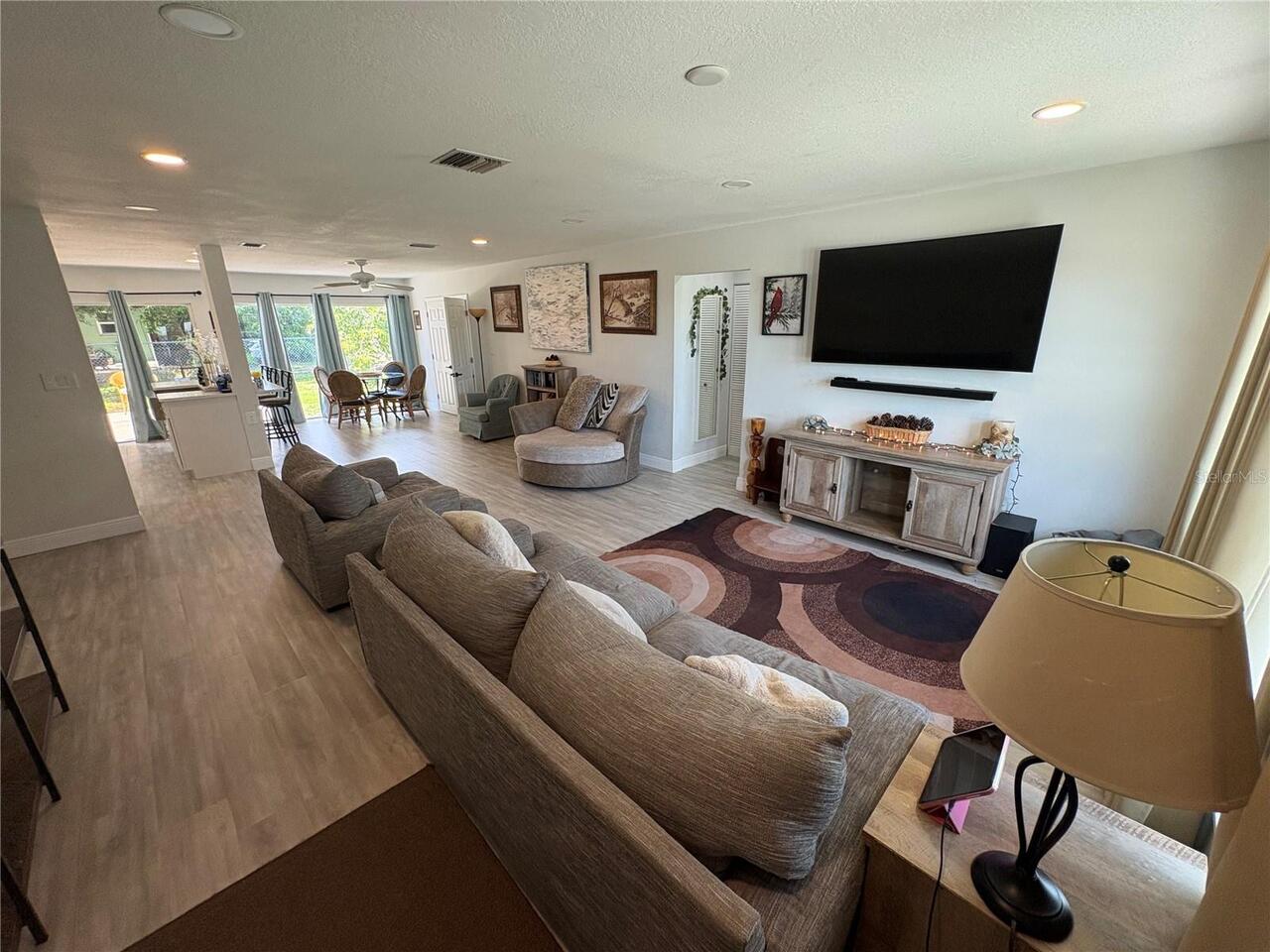 Listing Photo 13