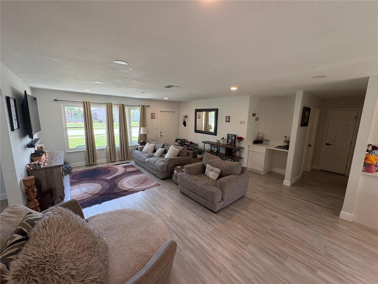 Listing Photo 16