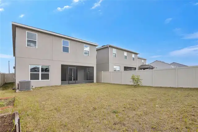 Listing Photo 32