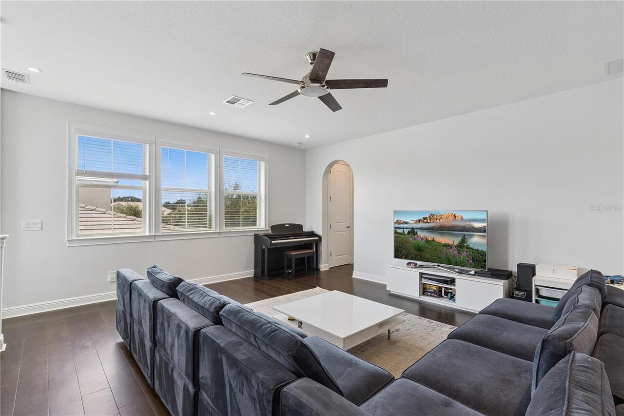 Listing Photo 17