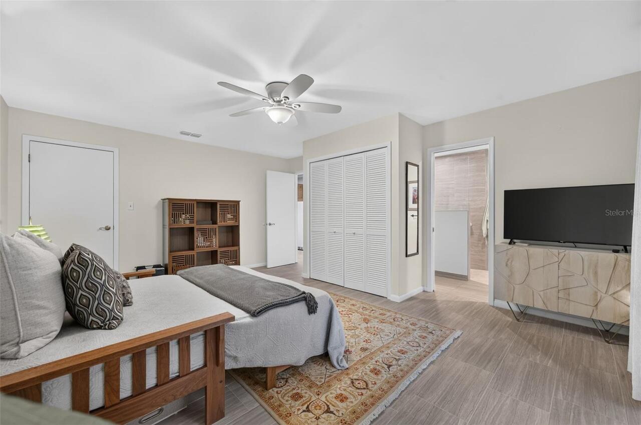 Listing Photo 42