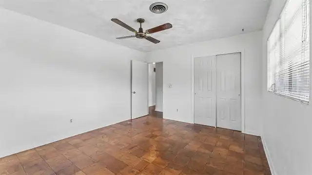 Listing Photo 33