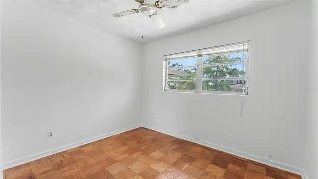 Listing Photo 34