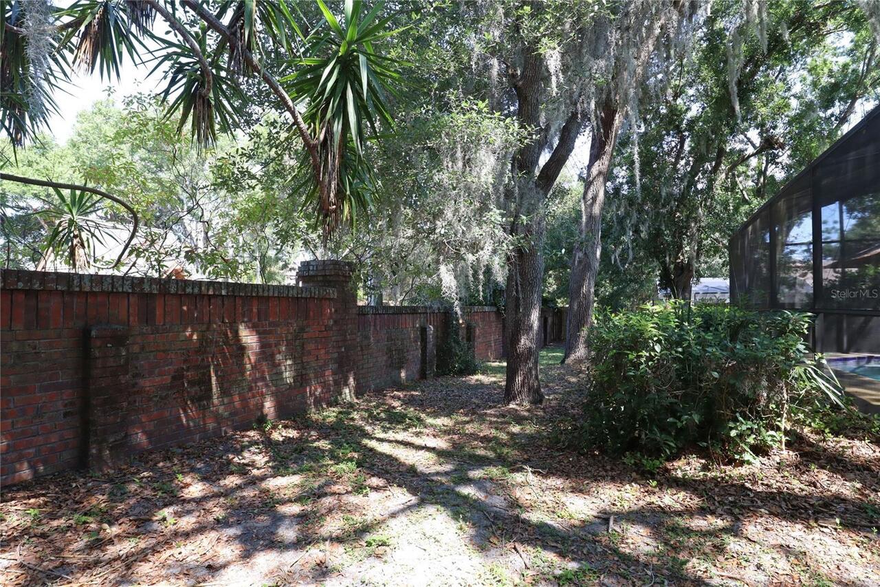Listing Photo 28