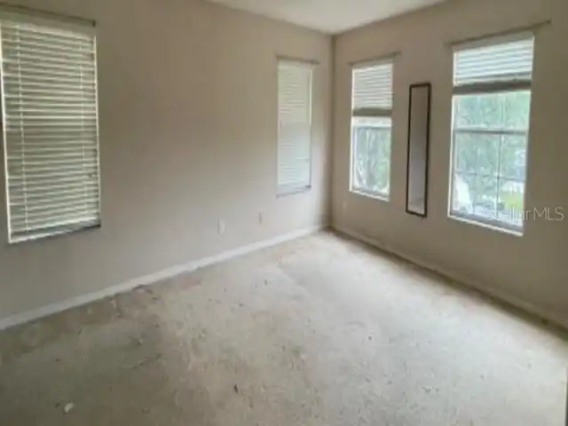Listing Photo 9