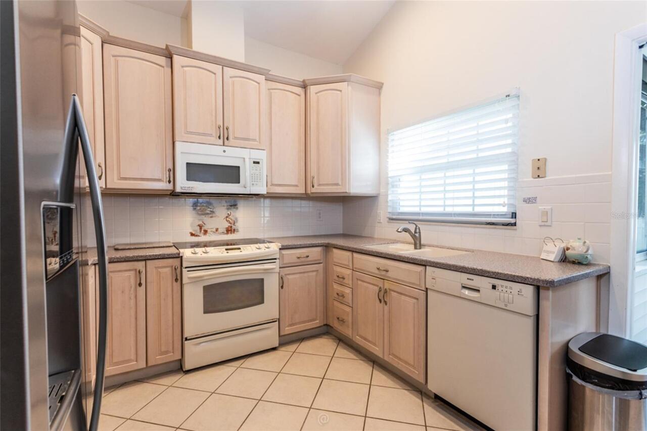 Listing Photo 8
