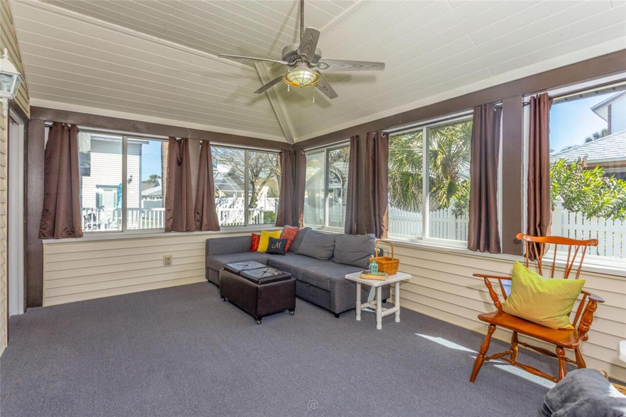 Listing Photo 18