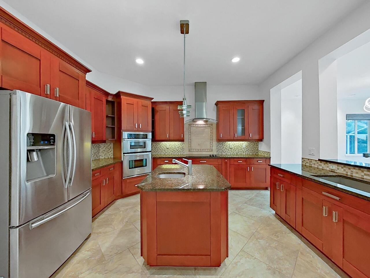Listing Photo 17