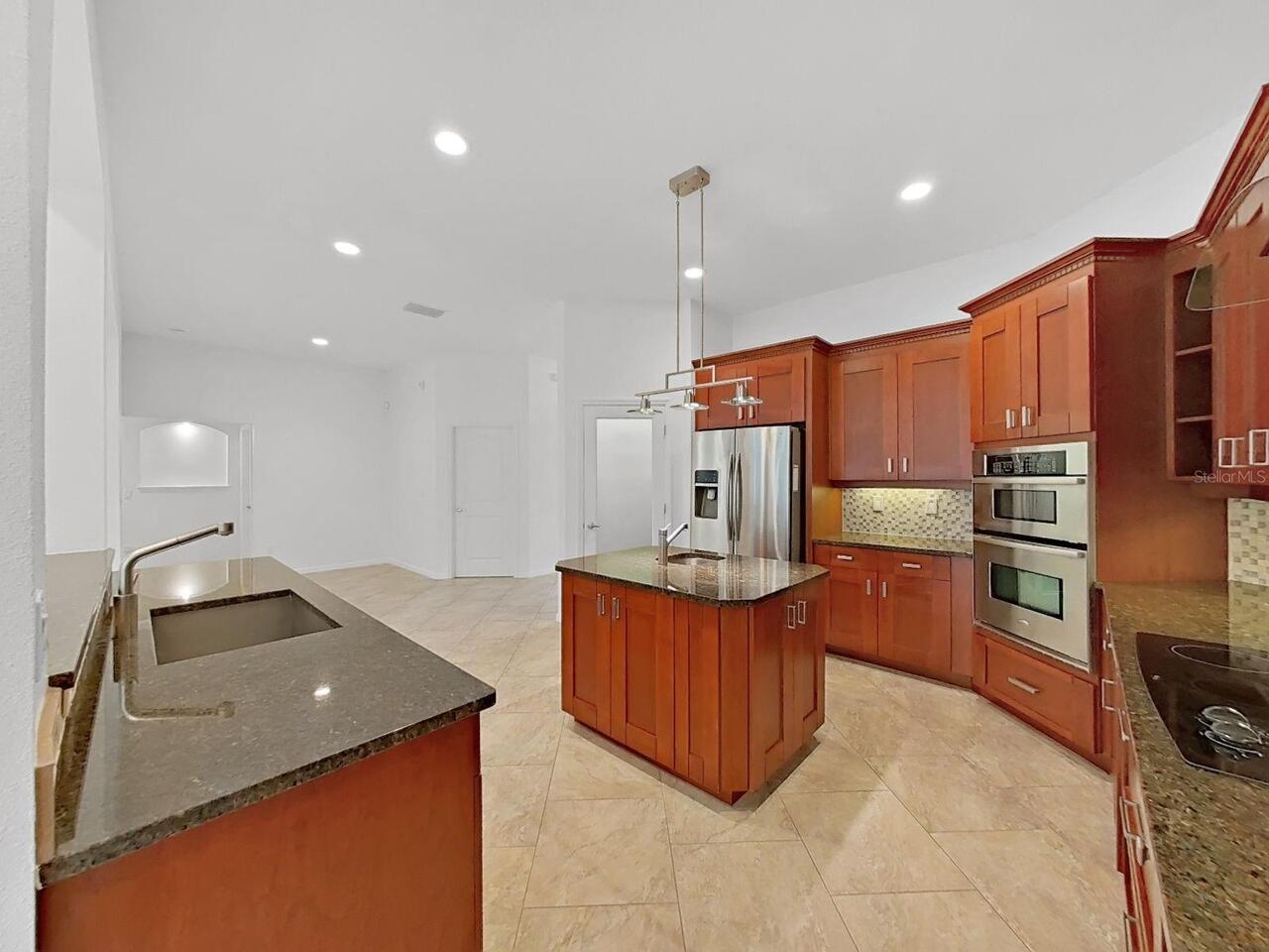 Listing Photo 19