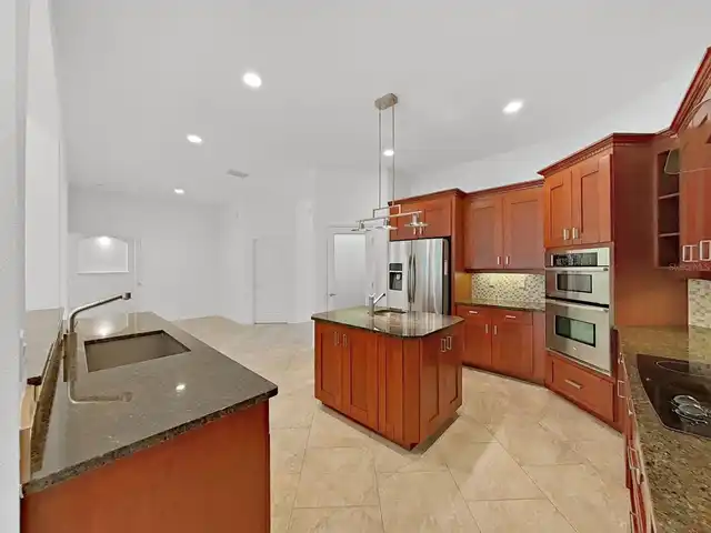 Listing Photo 22
