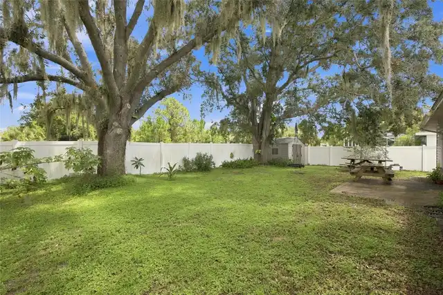 Listing Photo 28