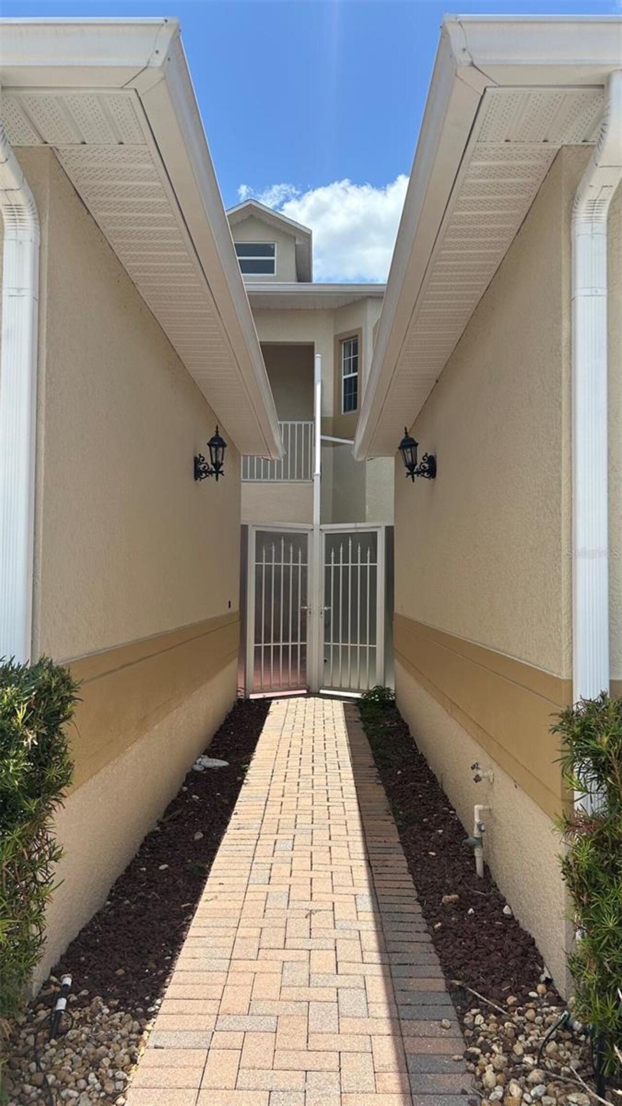 Listing Photo 16