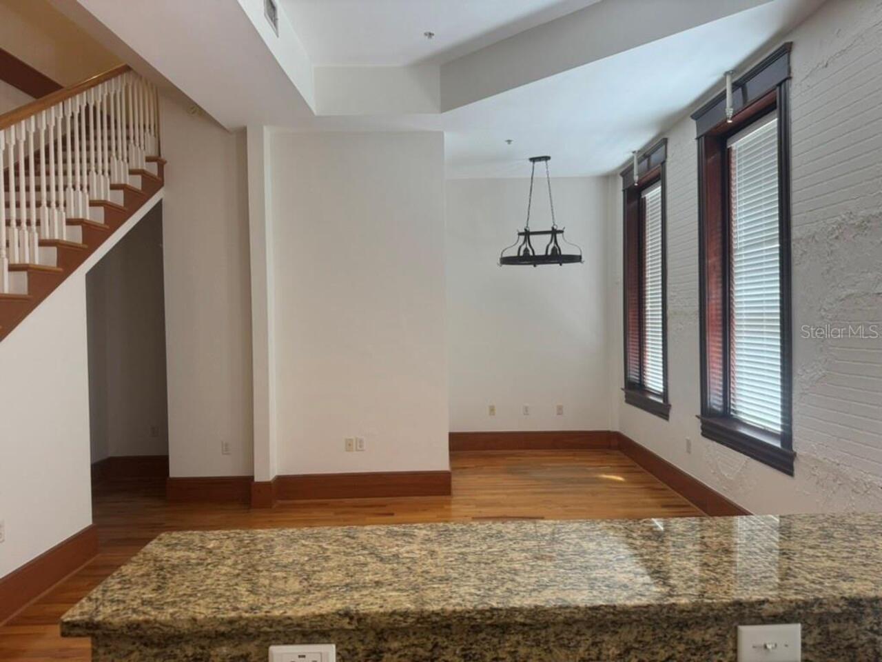 Listing Photo 7
