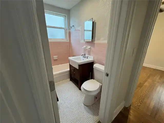 Listing Photo 7