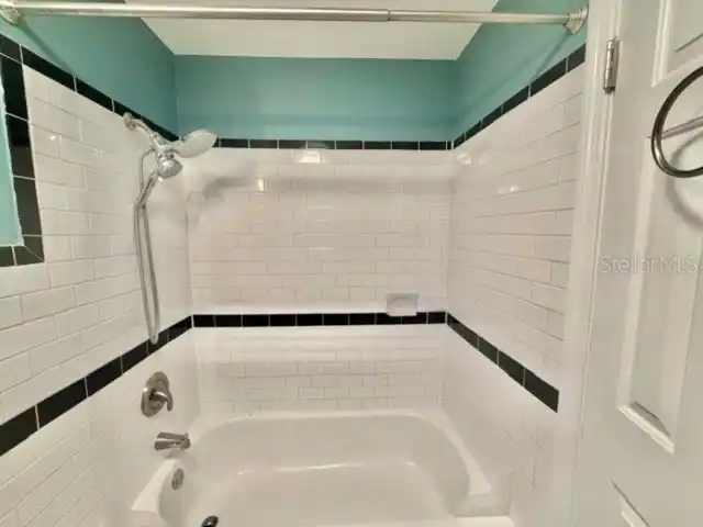 Listing Photo 20