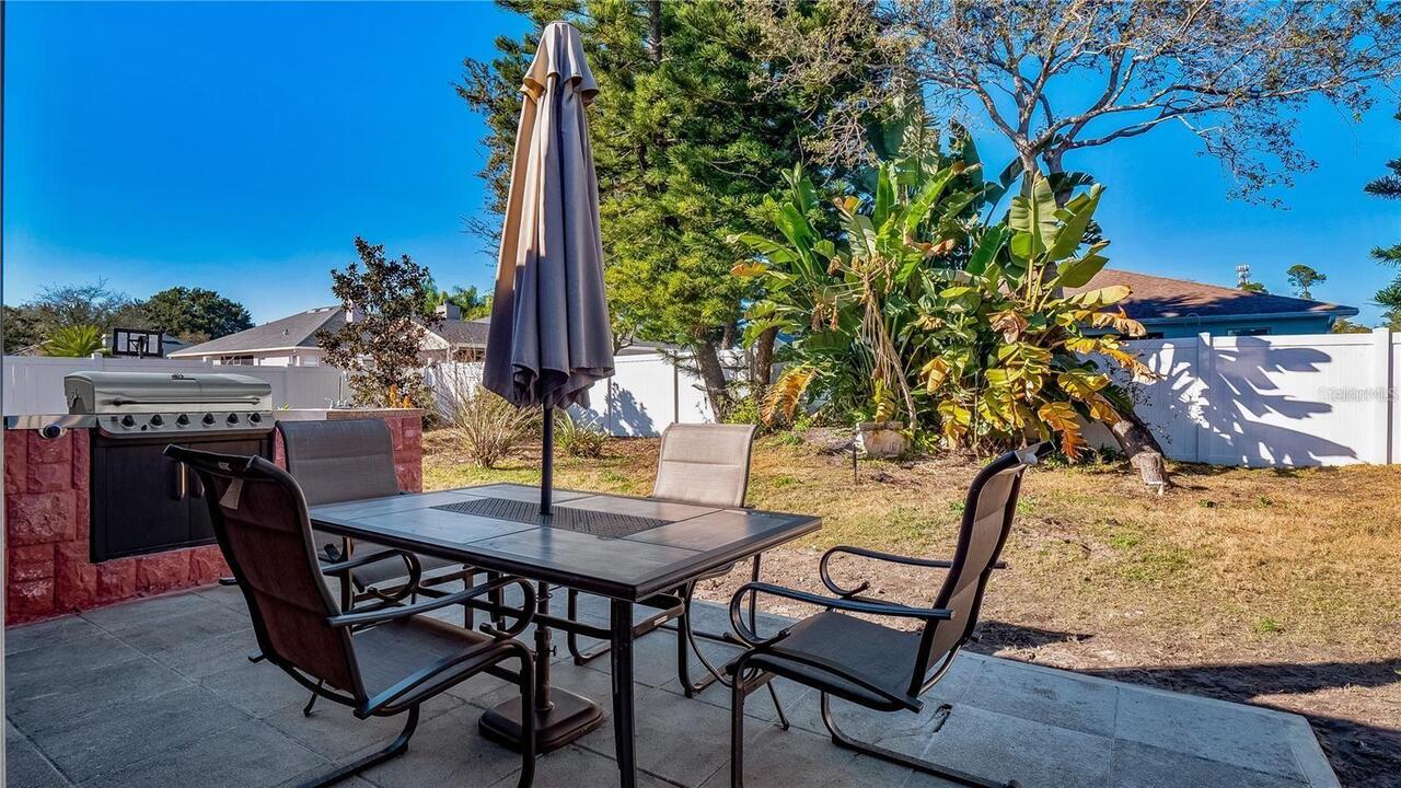 Listing Photo 8