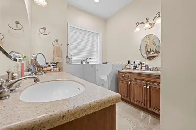 Listing Photo 34