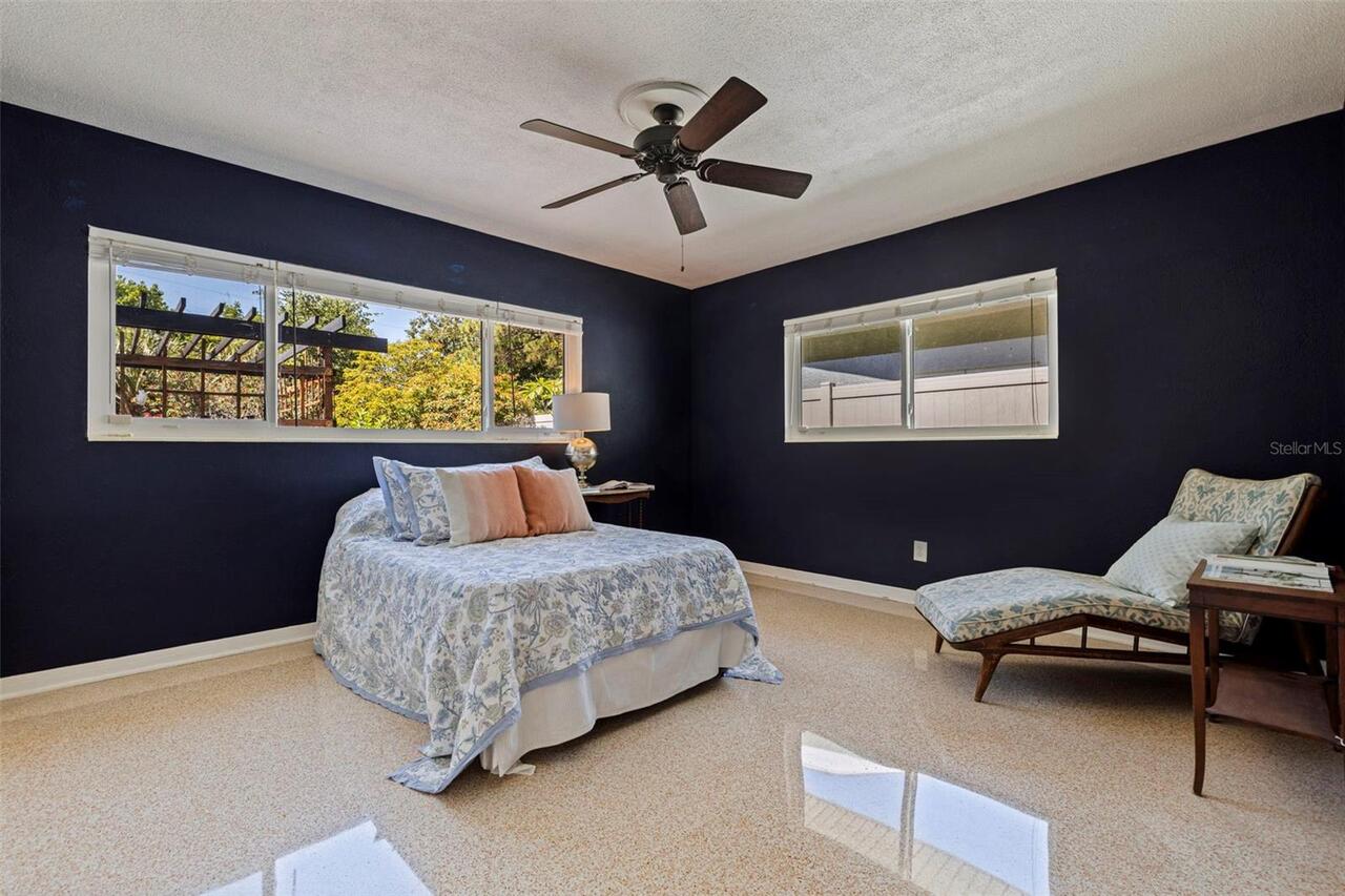 Listing Photo 22
