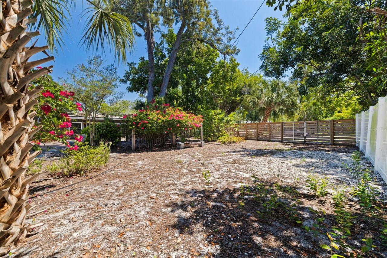 Listing Photo 35