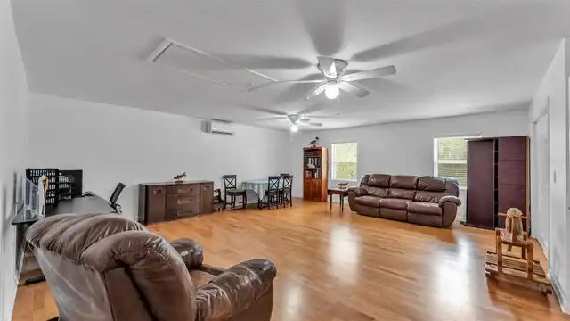 Listing Photo 31