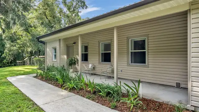 Listing Photo 14