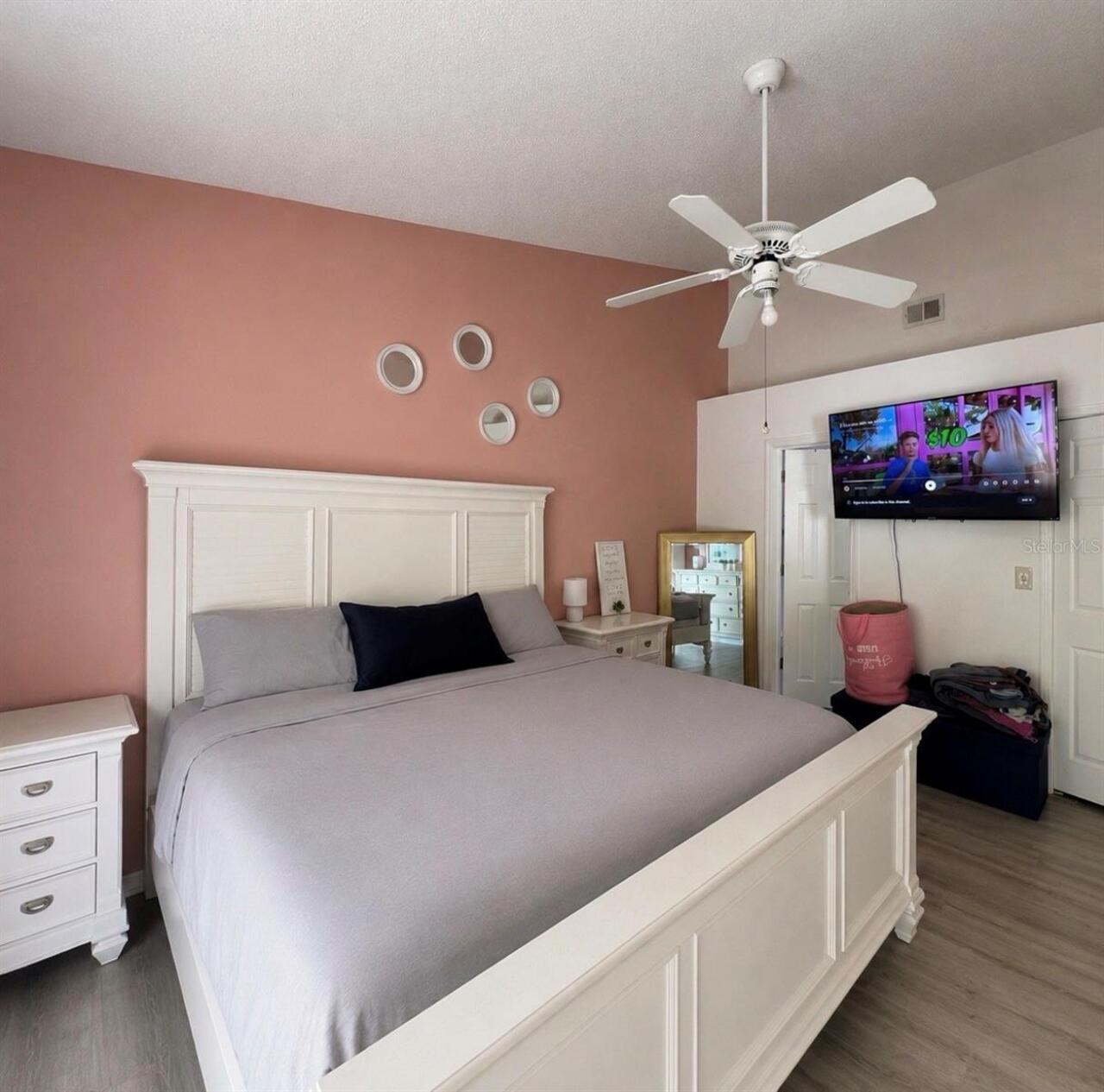 Listing Photo 10