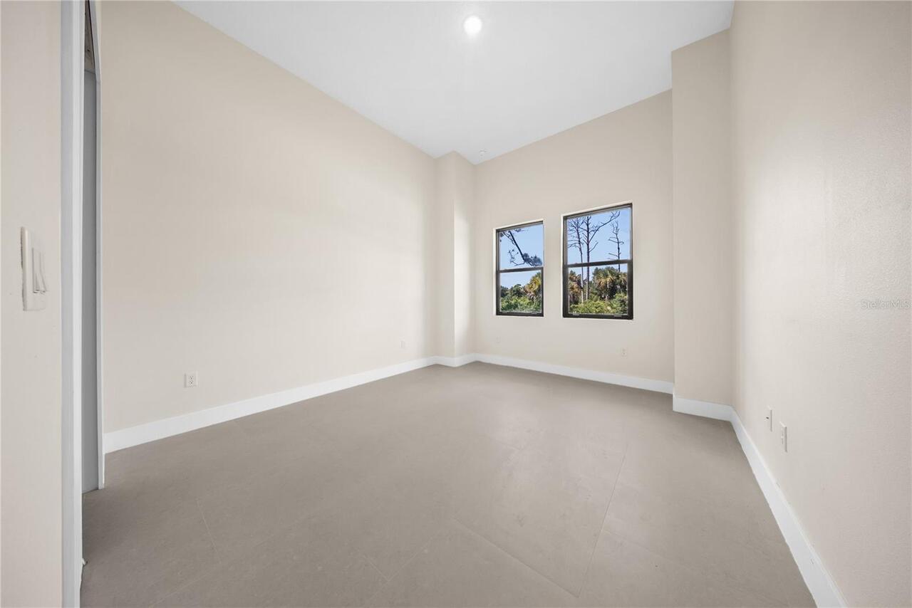 Listing Photo 43