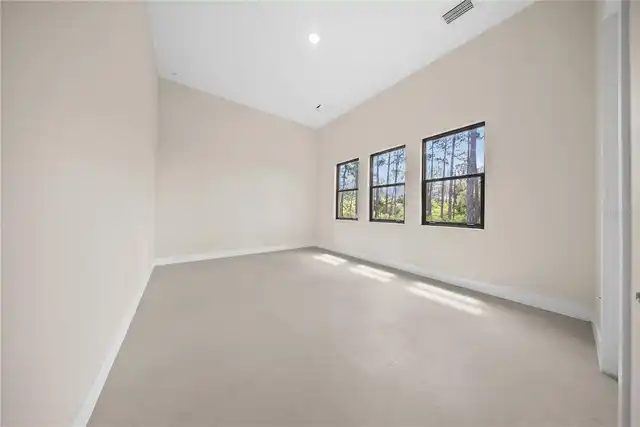 Listing Photo 24