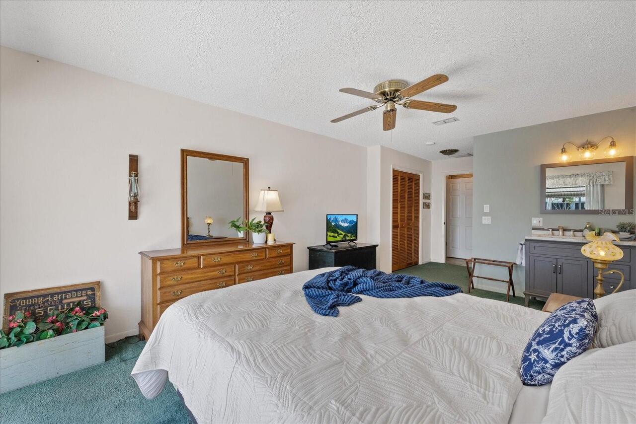 Listing Photo 37