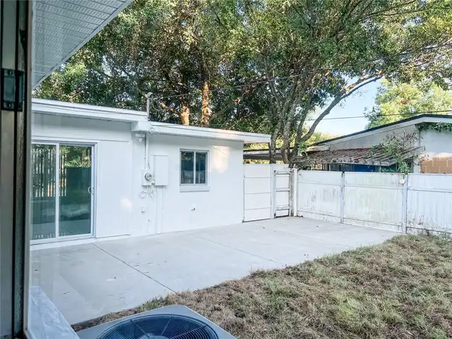 Listing Photo 17