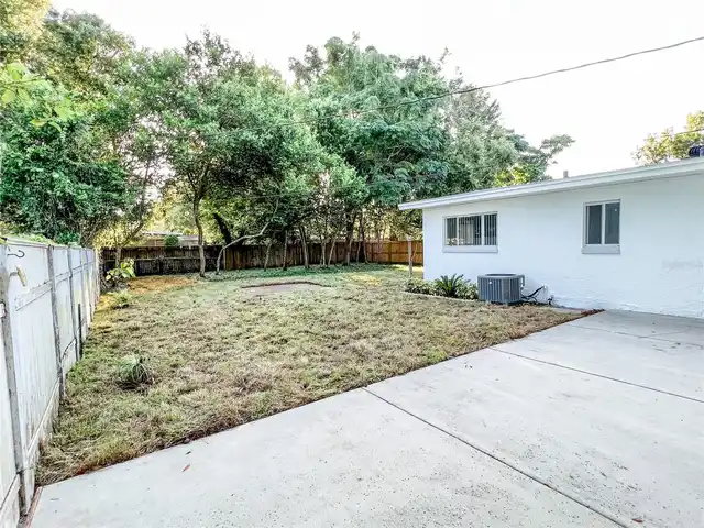 Listing Photo 18