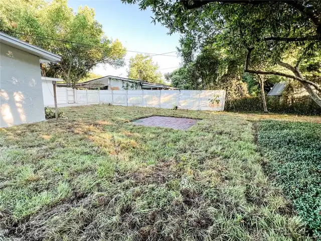 Listing Photo 19
