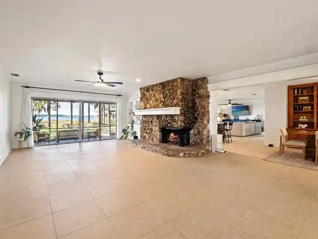 Listing Photo 20
