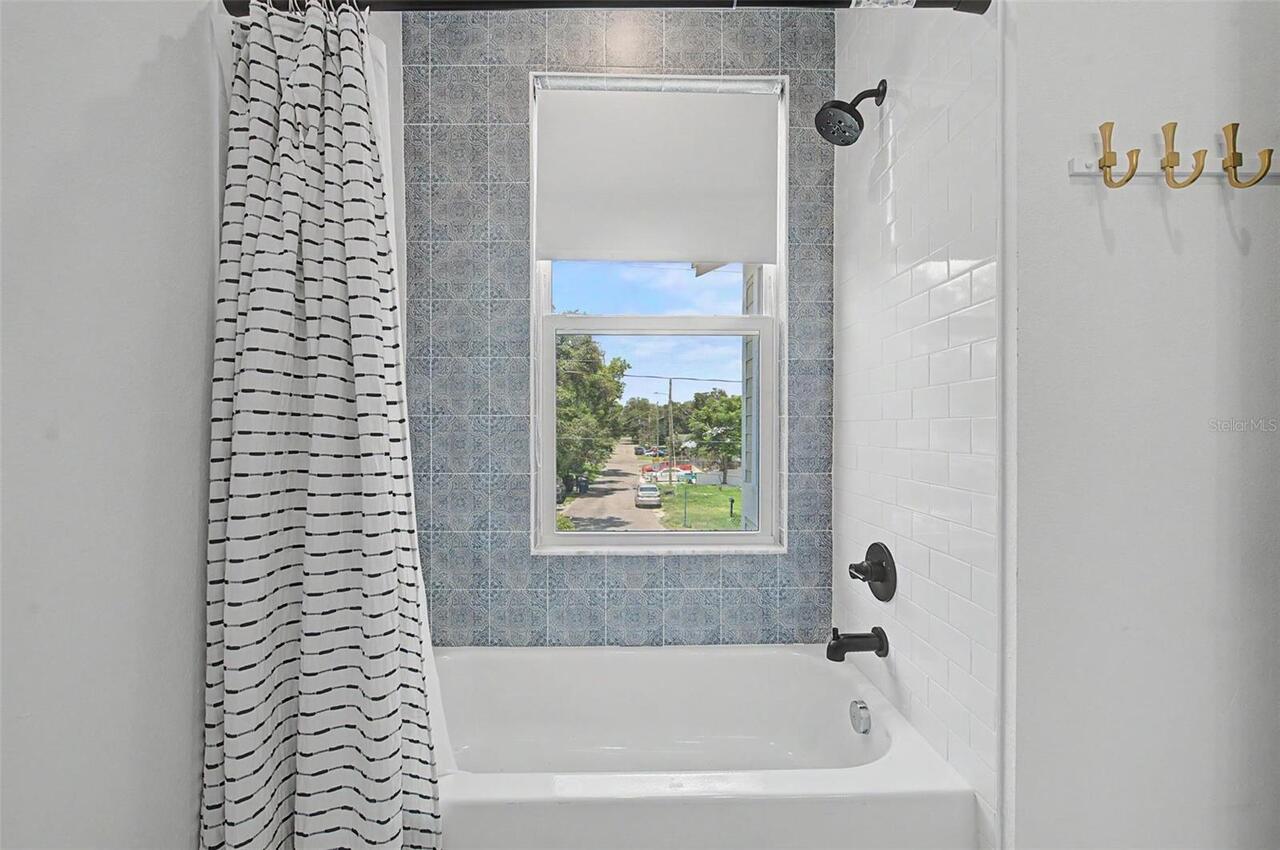 Listing Photo 25