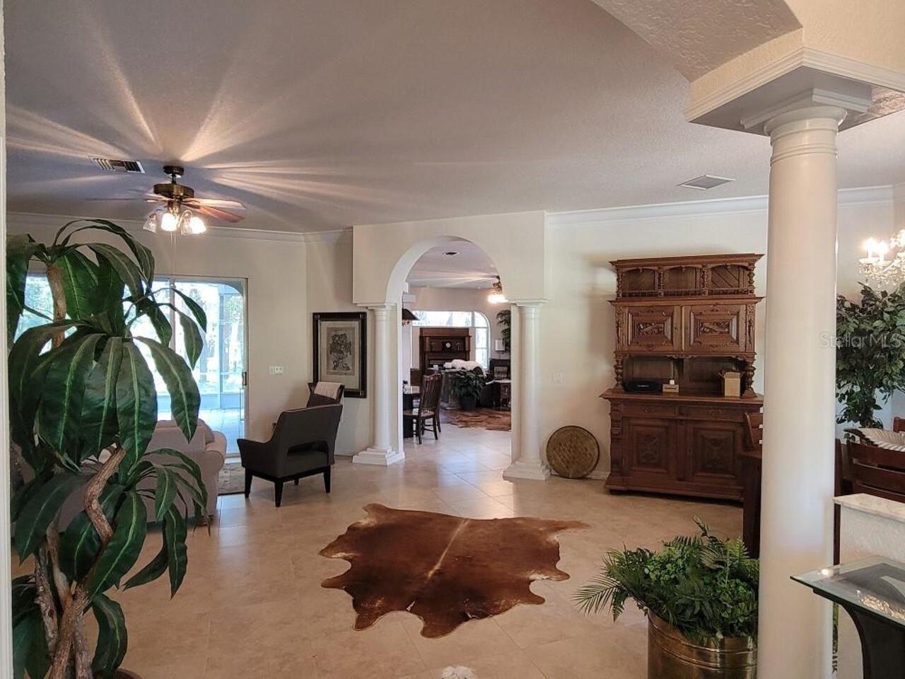 Listing Photo 11